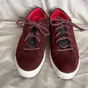 Dr Scholl's Memory Foam Cool Fit Sneakers Super Cute!